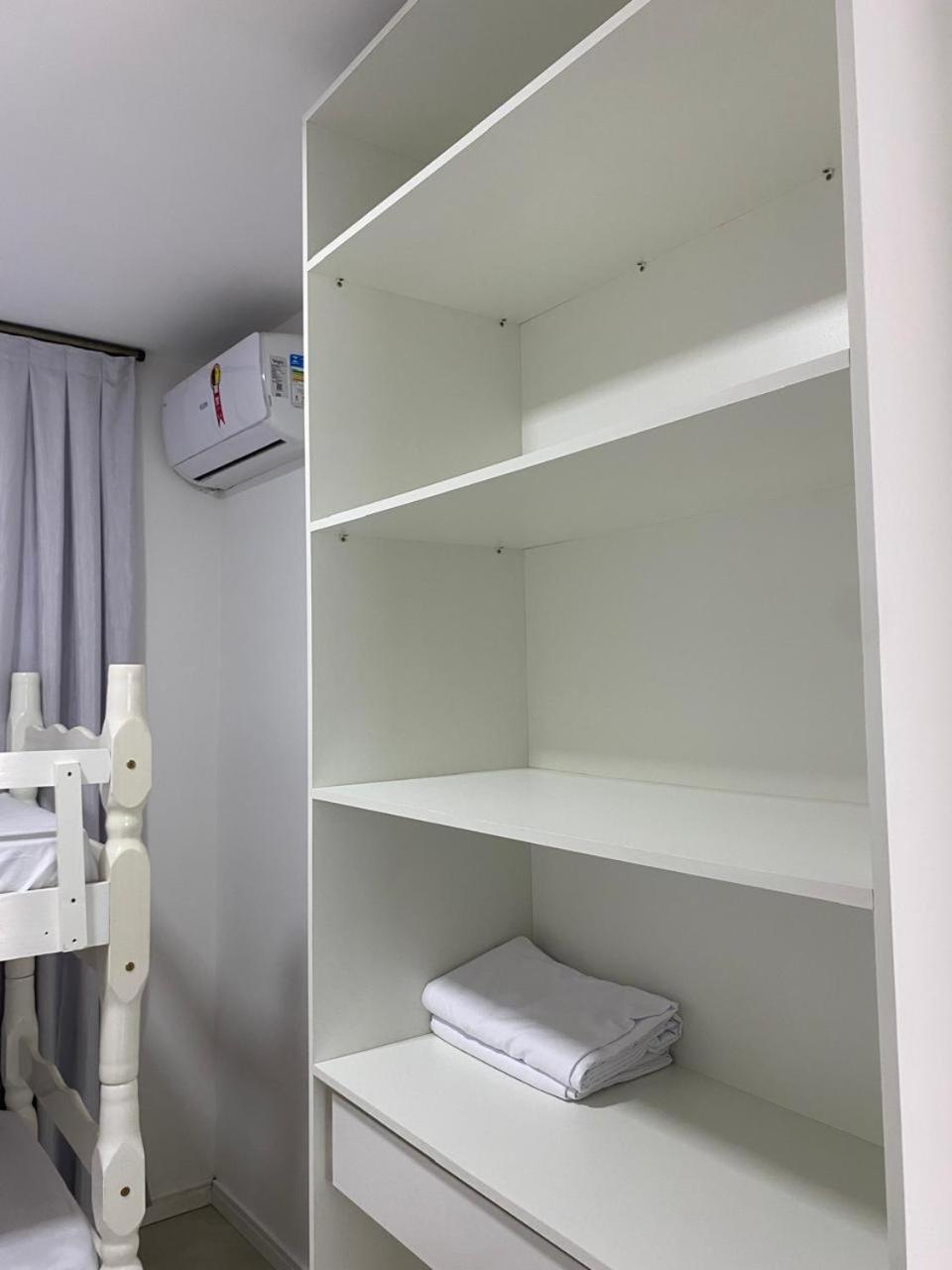 Residencial Com Piscina Possui Jacuzzi Aquecida Com Hidromassagem Villa Bombinhas Ngoại thất bức ảnh